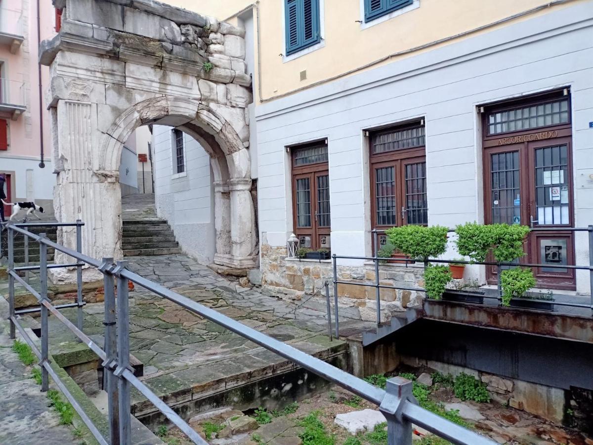Richard'S Bow House Villa Trieste Exteriör bild